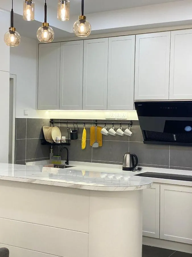 Cozywhite Stay @ The Cove Hillside Residential Ipoh