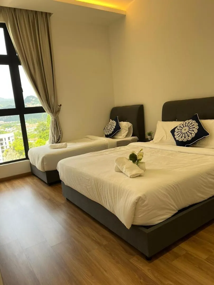Cozywhite Stay @ The Cove Hillside Residential Ipoh Apartment