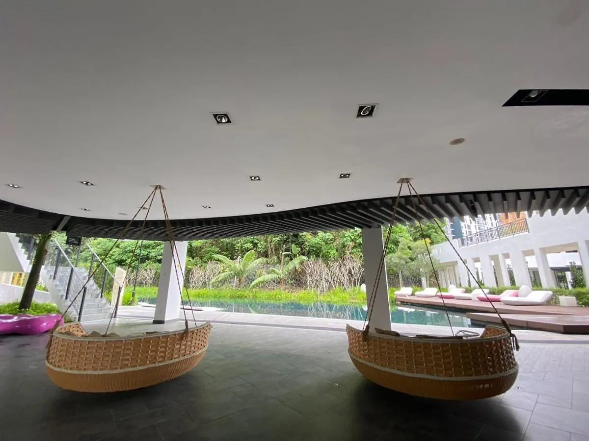 شقة Cozywhite Stay @ The Cove Hillside Residential ايبوه
